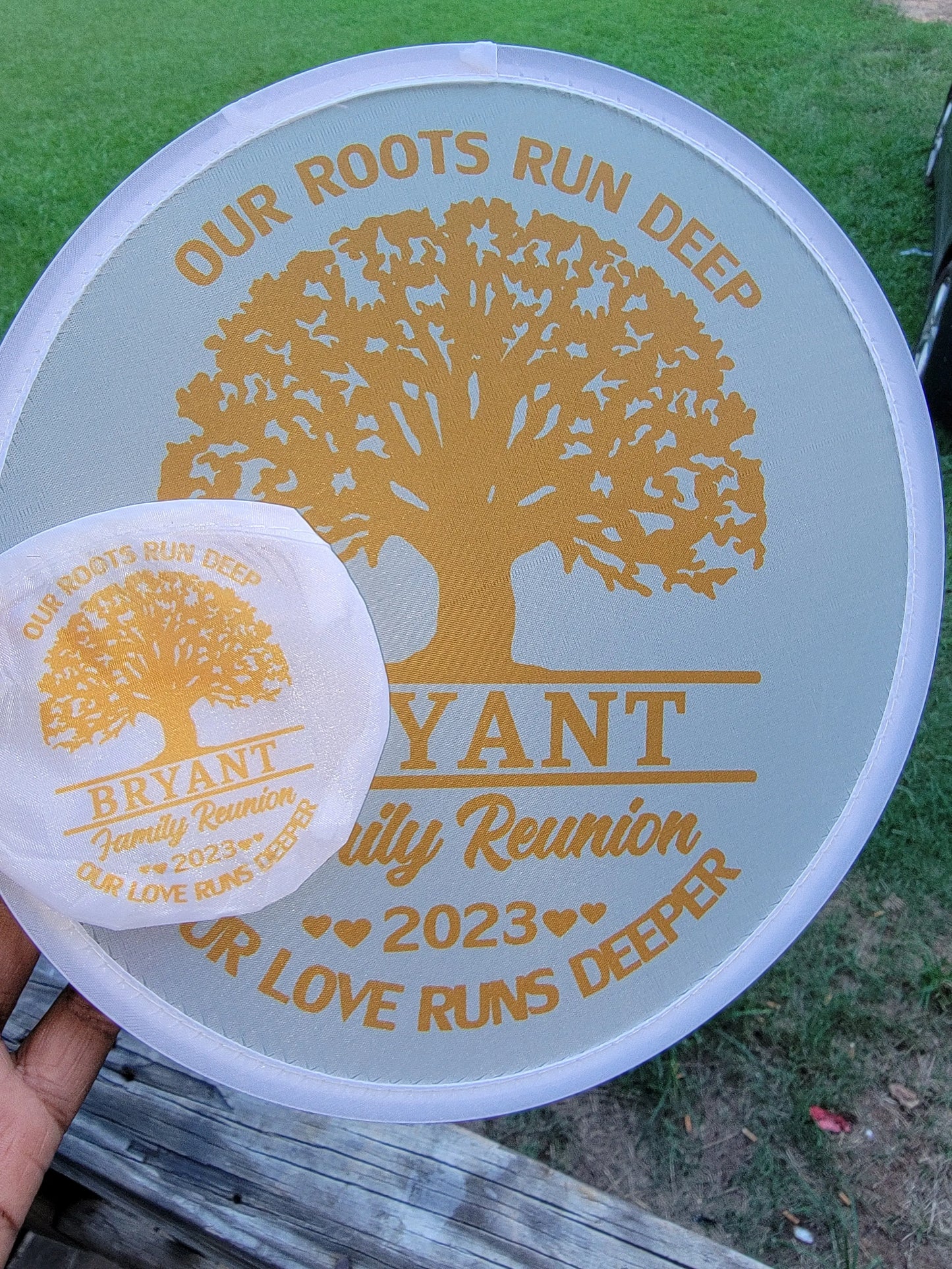 Custom Foldable Fan - Acire Dynasty LLC